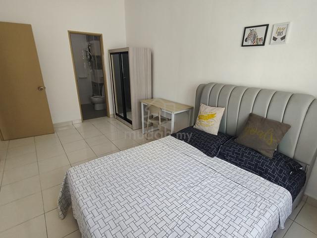 Setia Alam Cozy Clean Room For Rent attach Toilet Bilik Sewa 1