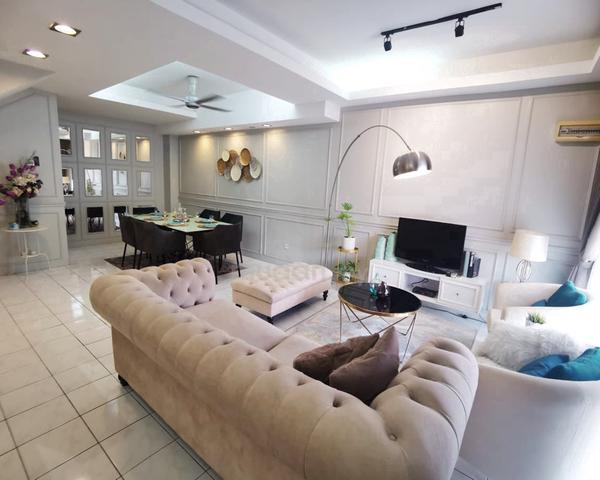 [100% Loan, Low Booking] 2sty Kemuning Greenhills 2, Fully Renovated 2