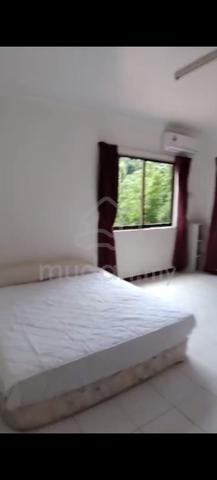 Room for Rent (Pohon Batu) 1