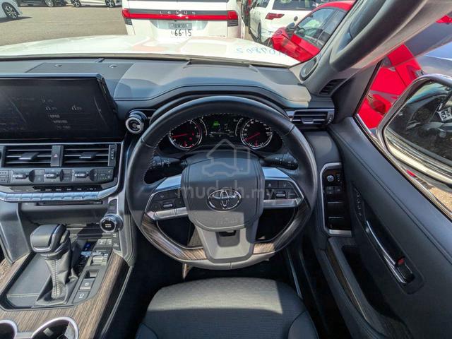 2023 Toyota LANDCRUISER 3.5 ZX FJA300W (A) - 5