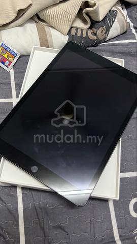 IPad 9th Generation (64GB) - photo 3 of 6
