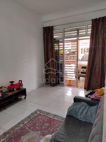 Untuk Dijual Teres Setingkat Seri Mahkota Permai 4 Bilik Free Aircond 2
