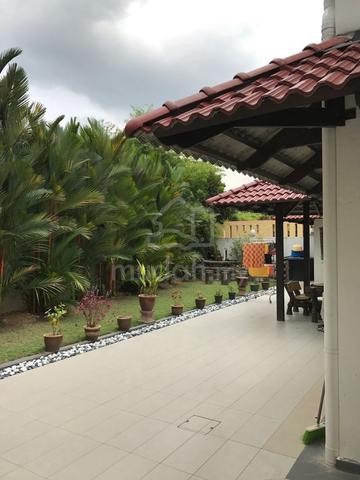 Freehold Bandar Kinrara BK 9 Corner House With extra huge land 1