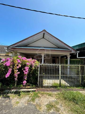 Teres Setingkat Taman Bukit Indah Rhu Renggeh,Marang 1
