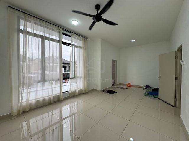 Double Storey Terrace House Austin Duta/ Seri Austin/  1