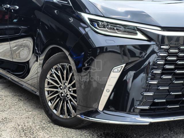 Lexus LM500h VERSION L (6 Seater) Excellent Cond - 3