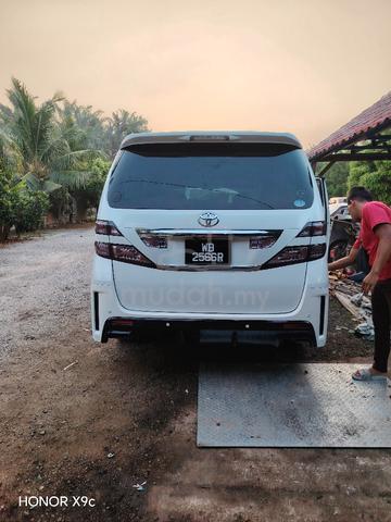 2010 Toyota ALPHARD 2.4 240S (A) - 2