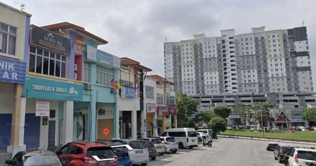 Taman Tropika Kajang 1st floor shop office, 20 x 70 1
