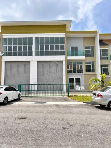 Eco Park Ayer Keroh - 2 1/2 Storey Terrace Factory for Rent 1