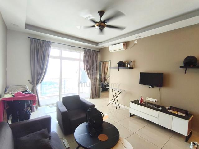 M Condominium @ Larkin 1