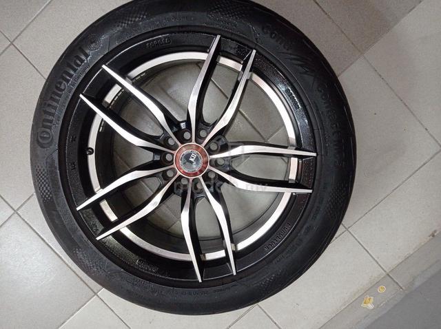 Carousel Image Selected
