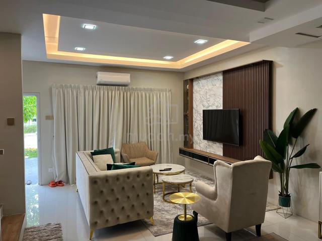 Fully Furnished Renovated Casa Green Cybersouth 2-Sty House Cyberjaya 1