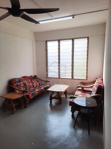 Flat Sri Lanang (Desa Tebrau) 1