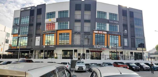 Pelangi Avenue Shoplot at Jb Town For Rent 1