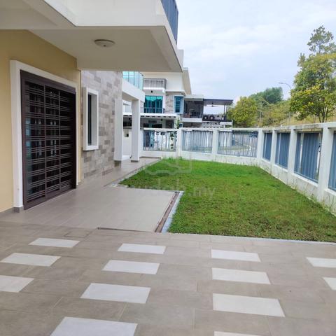 Forest Heights Seremban 2 Storey Corner House- aster begonia broadhill 1