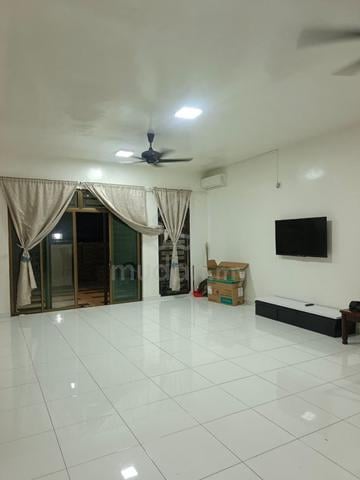 Bandar Dato Onn Adda Height Double Sty House For RENT 1