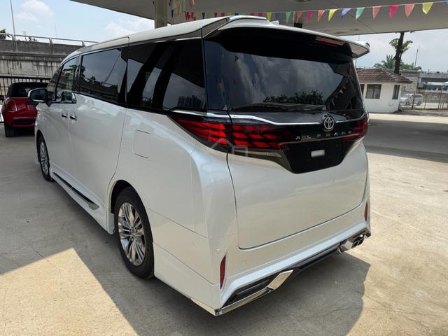 2025 Toyota ALPHARD 2.5 Z FULL SPEC JBL SIDE STEP - 2