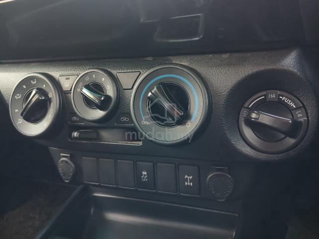 2016 Toyota HILUX 2.8 DOUBLE CAB (A) 4X4 DIESEL - 5