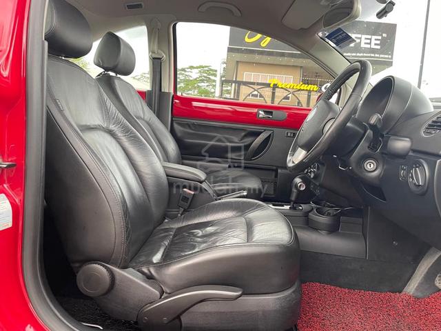2010 Volkswagen BEETLE 1.6 Auto Original One Owner - 5