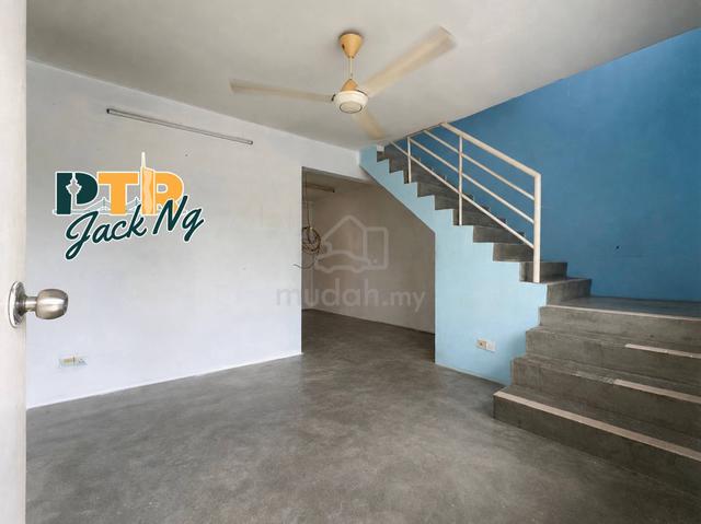 Taman Crescentia Park|Batu Kawan|Double Storey Terrace House for Rent 1