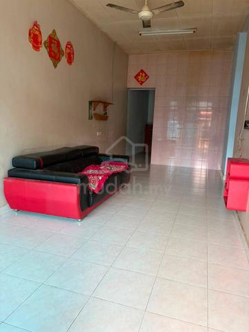 Bestari indah Single Storey Puteri Wangsa Partial for Rent Tebrau 1