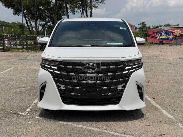 S/STEP R/MNTR 2025 Toyota ALPHARD Z DIM 5k KM NEGO - 2