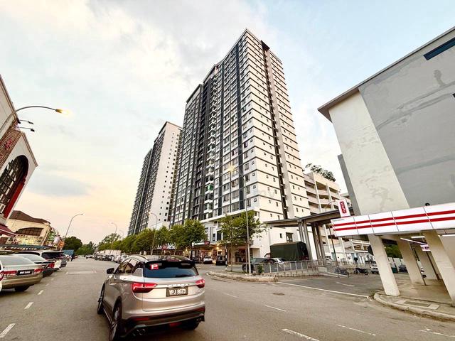 Hillpark Residence 1