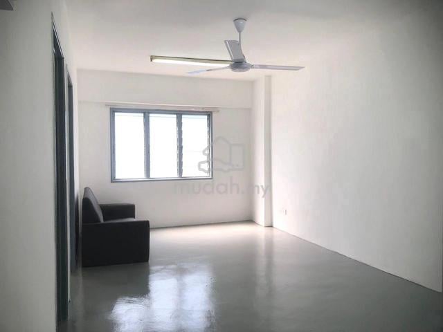 Sri Rakyat Apartment 1