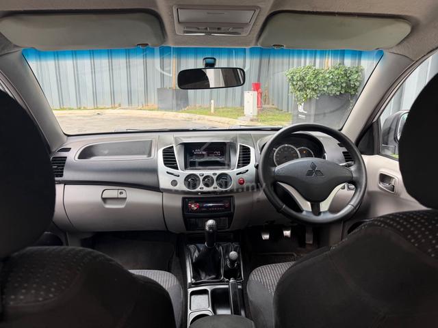 2012 Mitsubishi TRITON 2.5 4x4 Turbo (M) Diesel - 3