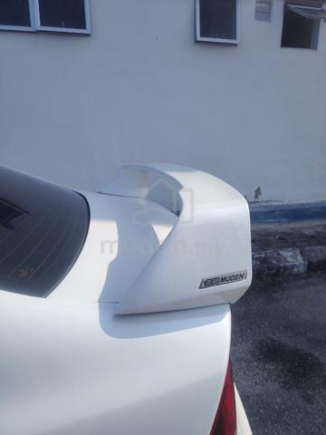 2011 Honda CIVIC 1.8 i-VTEC (A) - 4