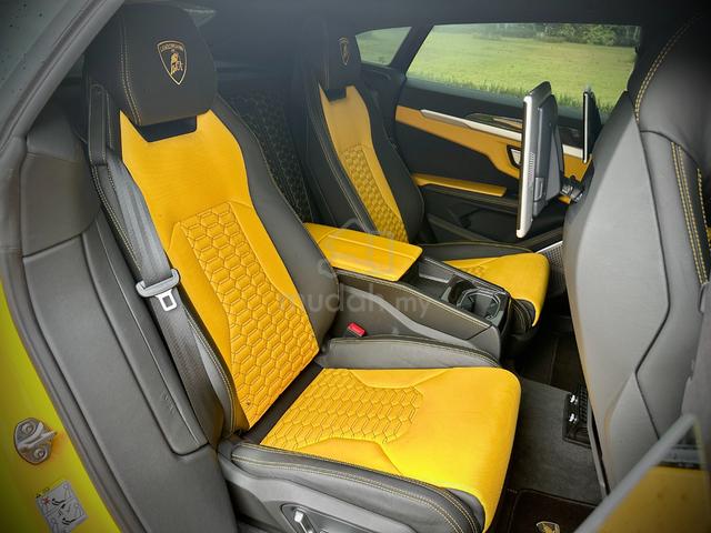 LOCAL TOP SPEC 2019 Lamborghini URUS 4.0 - 4 SEAT - 5