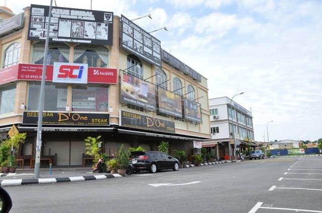 Bandar Baru Bangi Seksyen 6 Facing Main Road G/Floor Shop for RENT 1