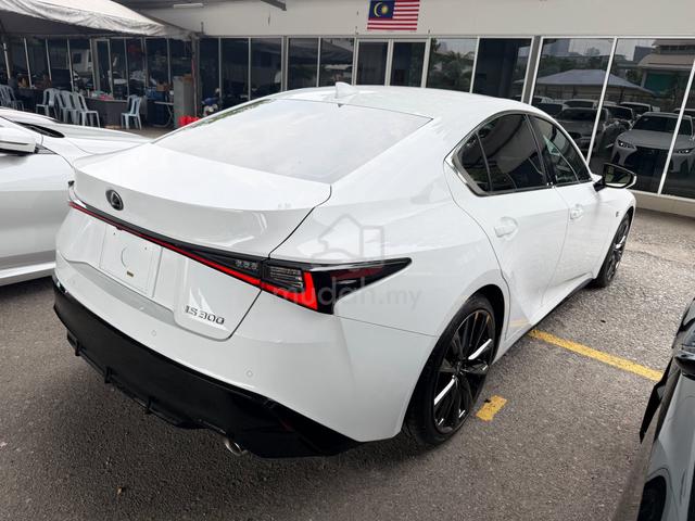 2023 Lexus IS300 2.0 F-SPORT (245HP)Turbocharged - 5