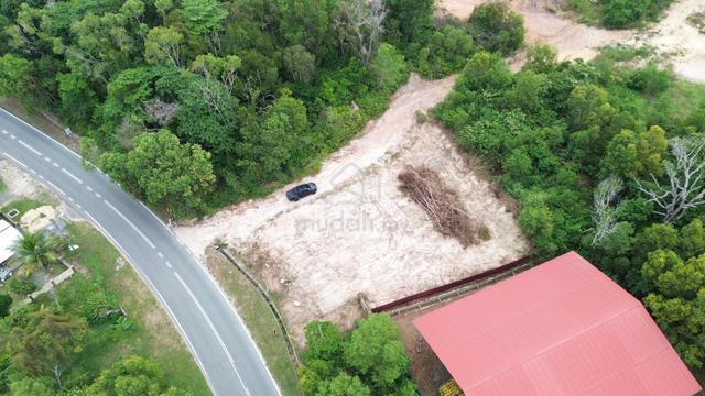 Lot tanah untuk dijual di seberang pintasan 1