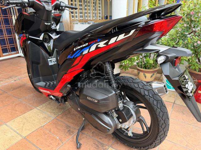 Carousel Image