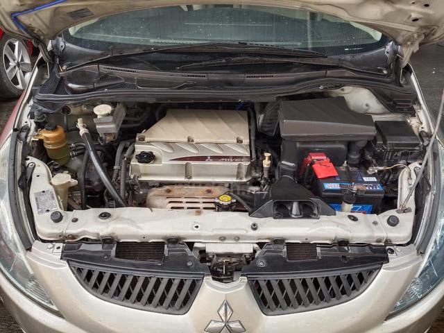 2003 Mitsubishi Grandis 2.4 Mivec (A) 7 Seaters - 3