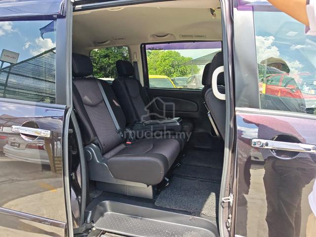2013 Nissan SERENA FULL SPEC 2.0 (AUTO) - 5