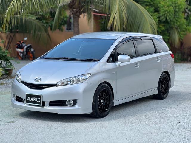 2012 Toyota WISH 1.8 ZGE20G FACELIFT (A) - 4