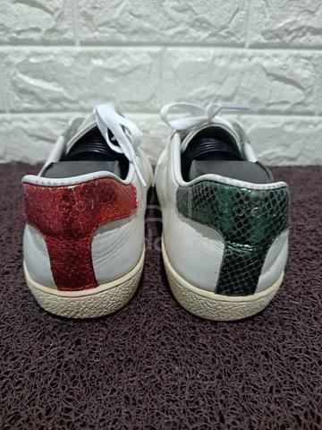 Carousel Image