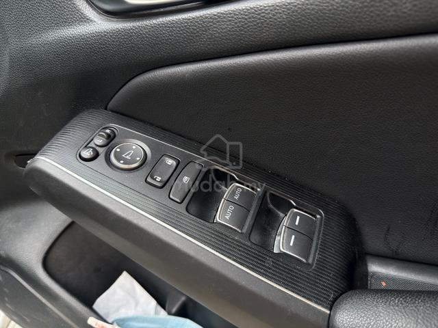 2024 Honda CIVIC 1.5 E MY22 FE (A) - 5