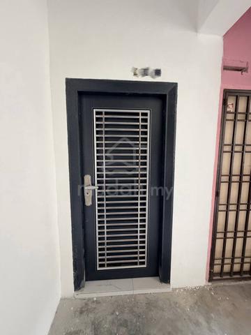 Taman Pulai Utama Medium Low Cost Flat - Untuk Di Jual 1