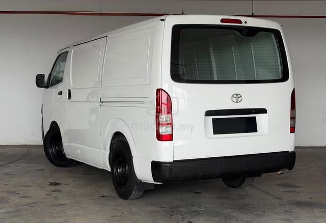 2011 Toyota HIACE 2.5 KDH200R FACELIFT (M) TIPTOP - 5