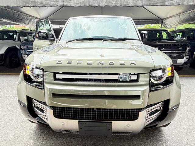 2022 Land Rover DEFENDER 2.0 110 SE Air-Matic Unrg - 4