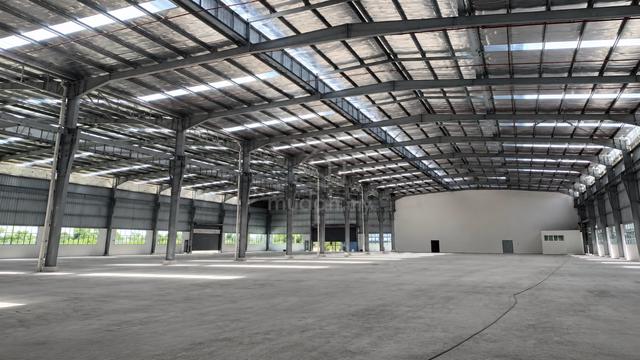 Senai Detached Factory for Rent 1