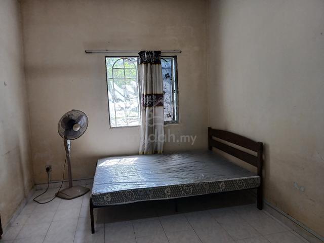 Large room to let furnished 1