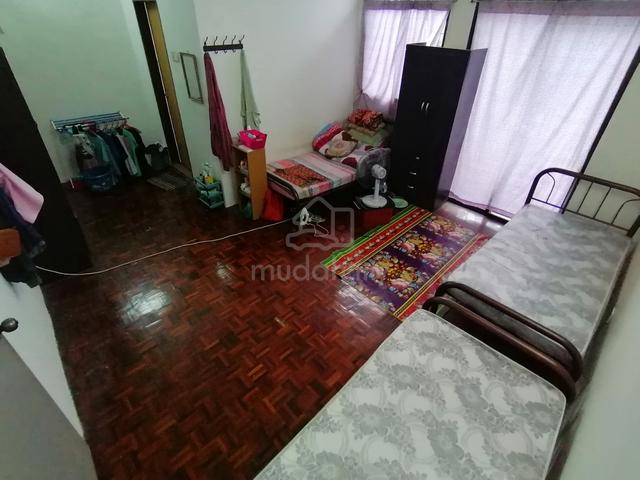 Bilik Sewa Perempuan Rumah Landed 1