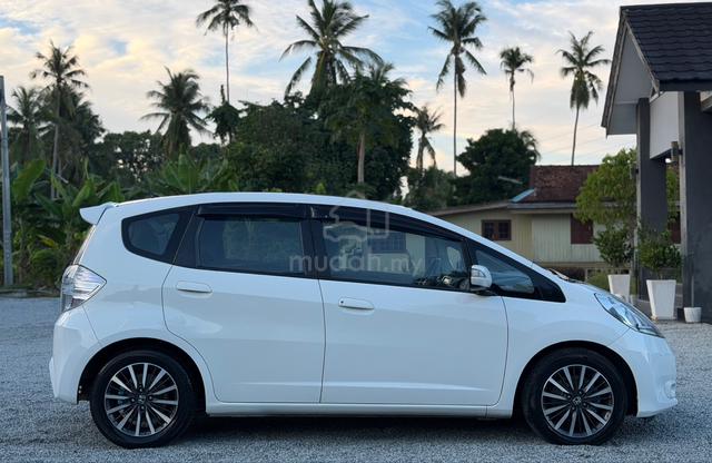 2012 Honda JAZZ 1.3 (HYBRID) FACELIFT (A) - 5