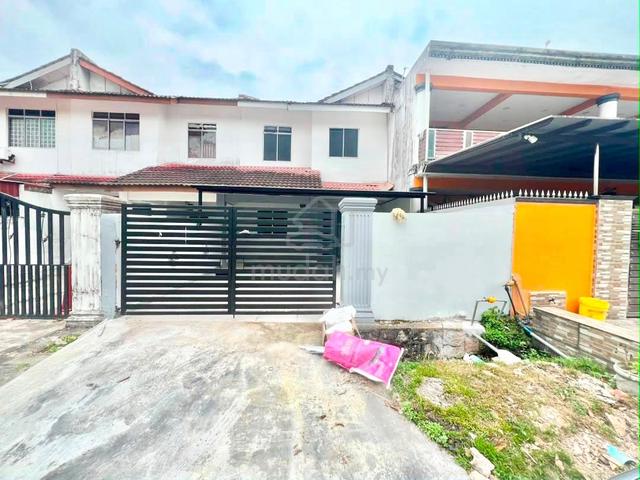 Taman Mawar Renovated Double Storey 4 Bedrooms Price Drop  1