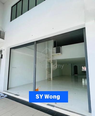 【Facing Road】1.5 storey shop at Sunway Wellesley /BM town 2