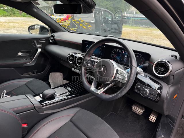 【GRADE 5A,14000 KM】2021 Mercedes Benz A180 1.3 AMG - 4